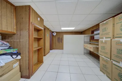 330 W 9th Street Hialeah FL 33010