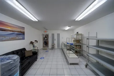 330 W 9th Street Hialeah FL 33010