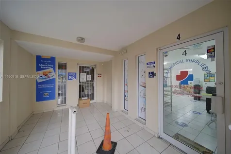 330 W 9th Street Hialeah FL 33010