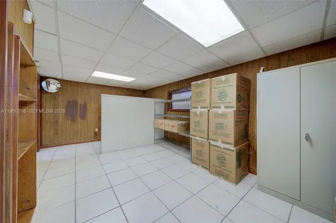 330 W 9th Street Hialeah FL 33010