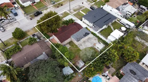5431 W 2nd Avenue Hialeah FL 33012