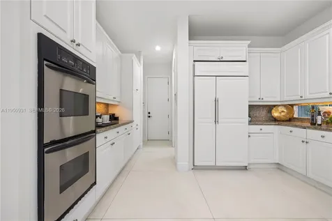 6006 Pinewood Avenue Parkland FL 33067