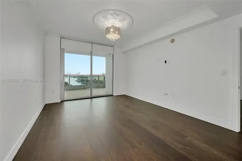 900 Biscayne Boulevard Miami FL 33132