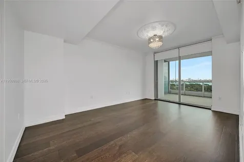 900 Biscayne Boulevard Miami FL 33132