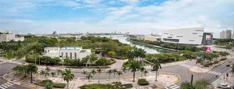 900 Biscayne Boulevard Miami FL 33132