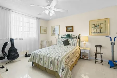 2930 Point East Drive Aventura FL 33160