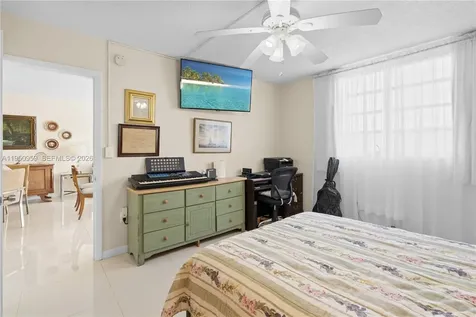 2930 Point East Drive Aventura FL 33160