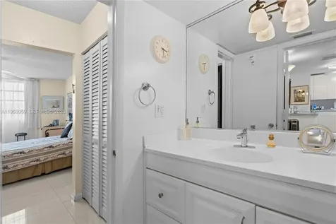 2930 Point East Drive Aventura FL 33160