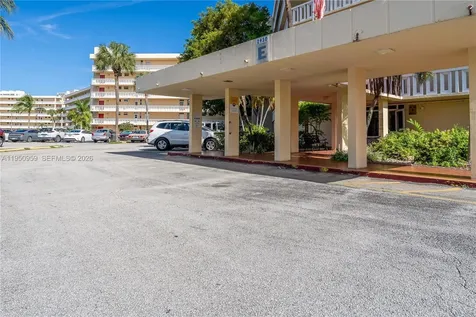 2930 Point East Drive Aventura FL 33160