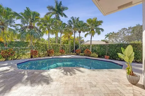 2533 Eagle Run Circle Weston FL 33327