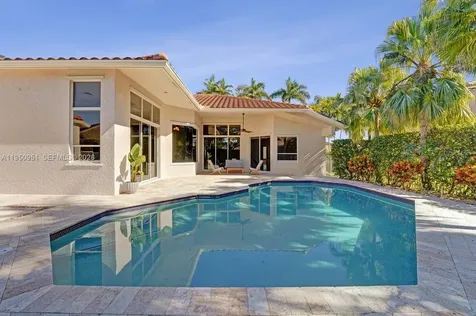 2533 Eagle Run Circle Weston FL 33327