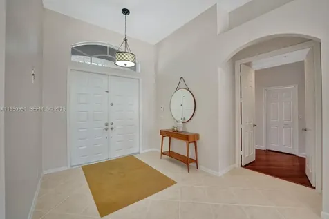 2533 Eagle Run Circle Weston FL 33327