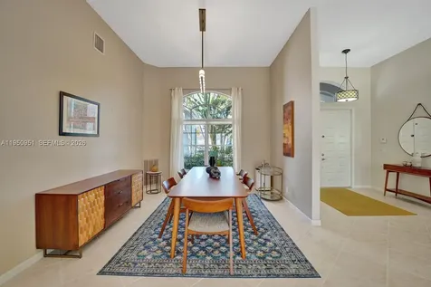2533 Eagle Run Circle Weston FL 33327