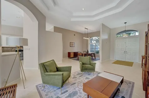 2533 Eagle Run Circle Weston FL 33327