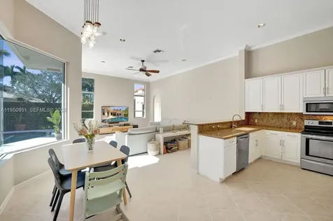2533 Eagle Run Circle Weston FL 33327
