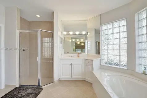2533 Eagle Run Circle Weston FL 33327