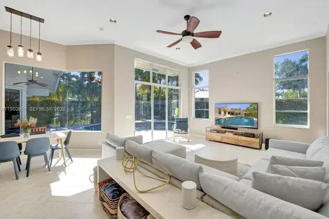 2533 Eagle Run Circle Weston FL 33327