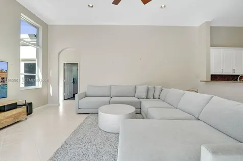 2533 Eagle Run Circle Weston FL 33327