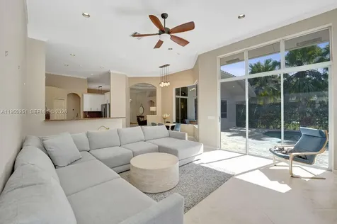 2533 Eagle Run Circle Weston FL 33327
