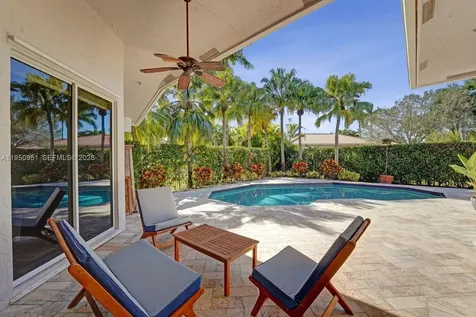2533 Eagle Run Circle Weston FL 33327