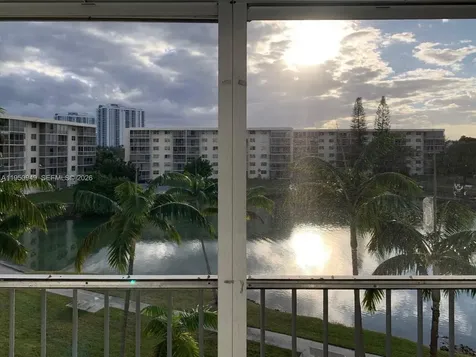 2855 Leonard Drive Aventura FL 33160