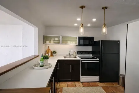 1228 West Avenue Miami Beach FL 33139