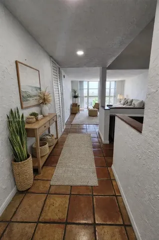 1228 West Avenue Miami Beach FL 33139