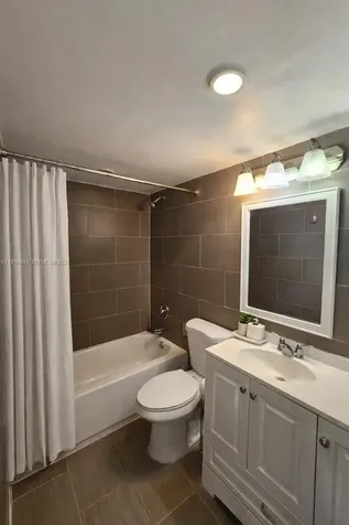 1228 West Avenue Miami Beach FL 33139