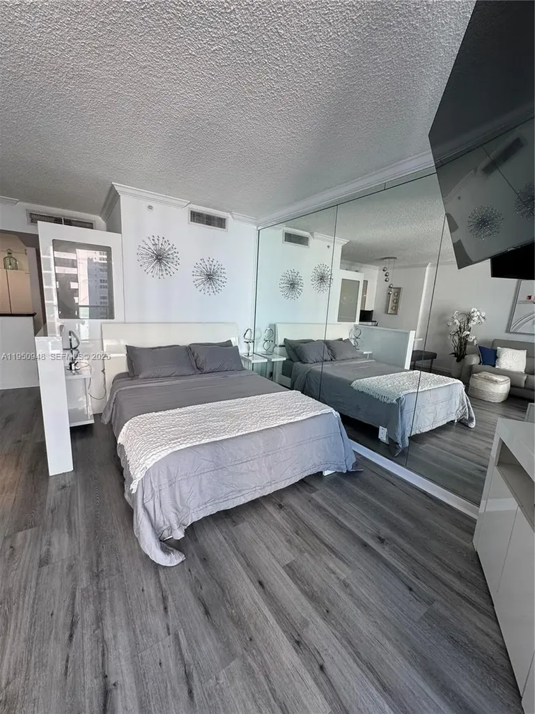 2501 S Ocean Drive Hollywood FL 33019