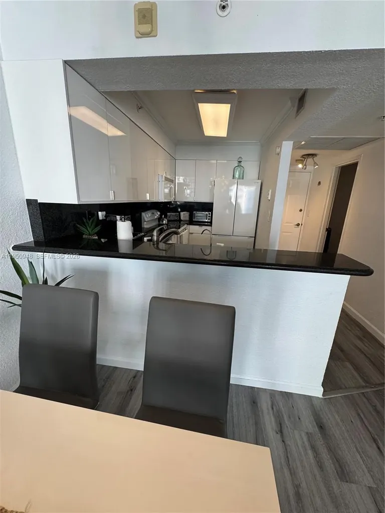 2501 S Ocean Drive Hollywood FL 33019