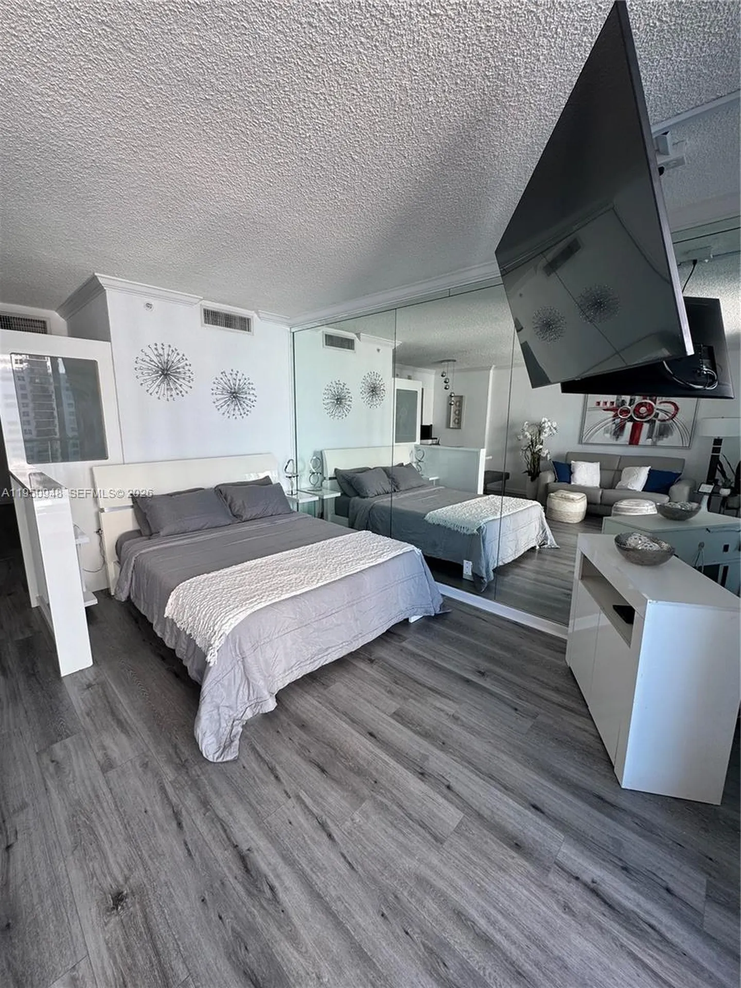 2501 S Ocean Drive Hollywood FL 33019