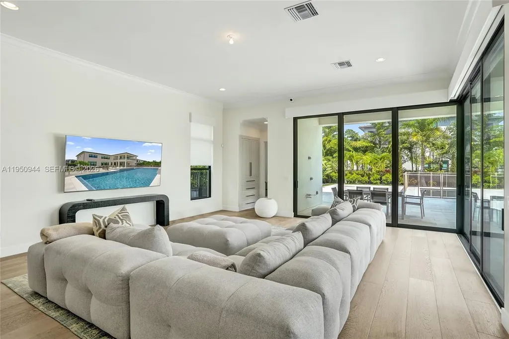 17385 Ponte Chiasso Drive Boca Raton FL 33496