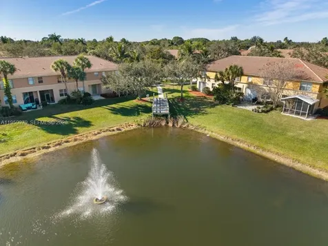 419 Rainbow Springs Terrace Royal Palm Beach FL 33411