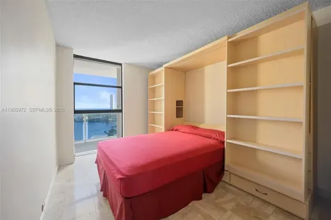 20505 E Country Club Drive Aventura FL 33180