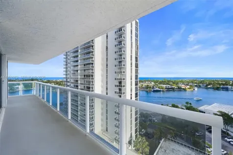 20505 E Country Club Drive Aventura FL 33180