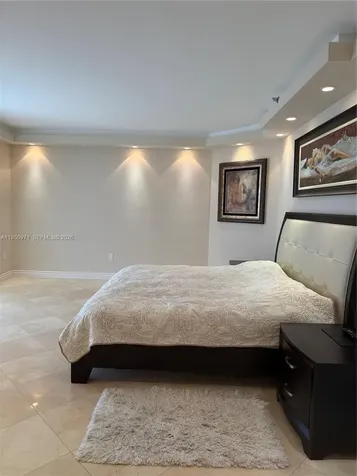 4000 Island Boulevard Aventura FL 33160