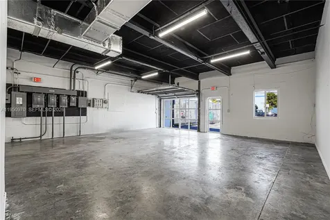 1822 NW 22nd Street Miami FL 33142