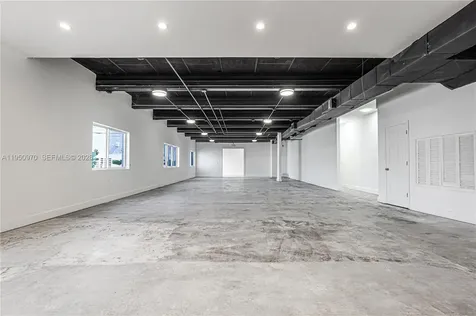 1822 NW 22nd Street Miami FL 33142