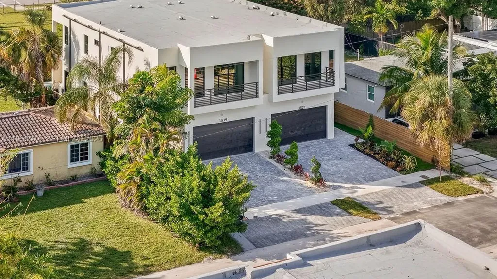 1321 NE 13th Avenue Fort Lauderdale FL 33304