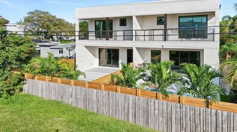 1321 NE 13th Avenue Fort Lauderdale FL 33304