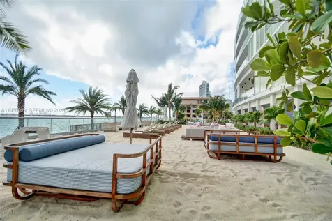 2900 NE 7th Avenue Miami FL 33137