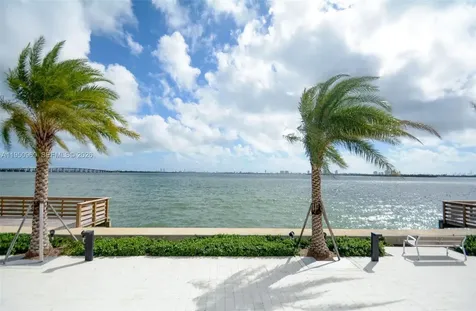 2900 NE 7th Avenue Miami FL 33137