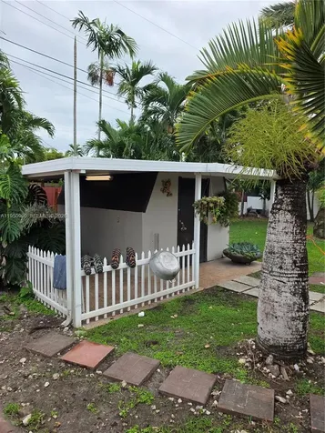5865 W 13 Avenue Hialeah FL 33012