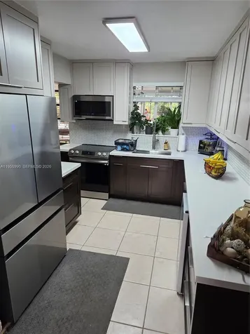 5865 W 13 Avenue Hialeah FL 33012