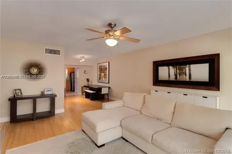 Bay Harbor Islands FL 33154