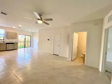 429 NE 12th Street Florida City FL 33034