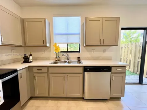 429 NE 12th Street Florida City FL 33034