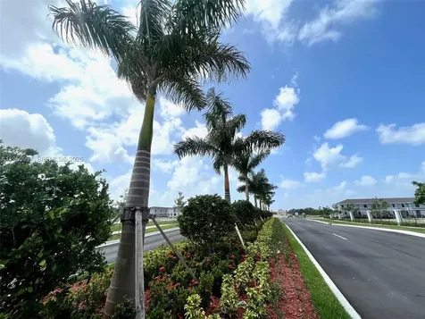 429 NE 12th Street Florida City FL 33034