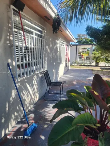 1747 NW 85th Street Miami FL 33147