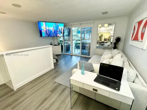 2501 S Ocean Drive Hollywood FL 33019